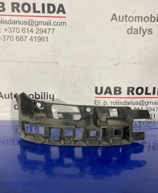 Front bumper mounting bracket