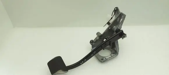 BMW Z4 E89 Brake pedal 6785884 35006785884