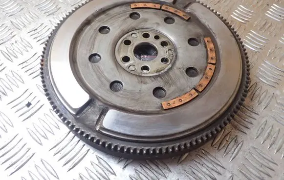 KIA Sportage Dual mass flywheel 232002B590