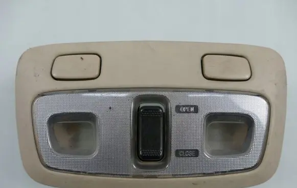 Subaru Outback Front seat light
