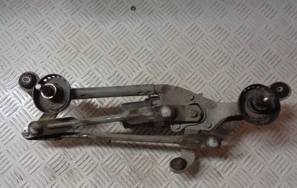 Nissan Note (E12) Front wiper linkage and motor