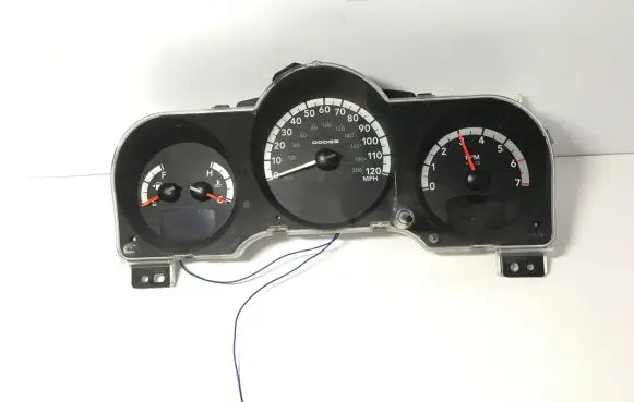 Dodge Nitro Speedometer (instrument cluster) 56044317AH CR0037003M0CO