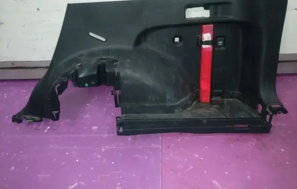 Honda CR-V Trunk/boot lower side trim panel 84510T1G