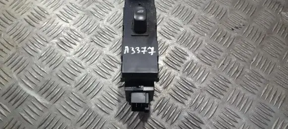 Volvo V70 Electric window control switch 30732817