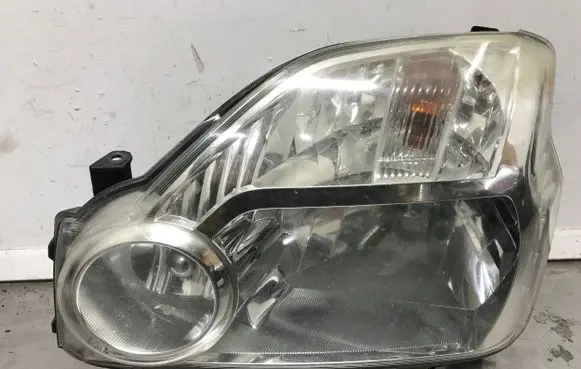 Nissan X-Trail T31 Headlight/headlamp