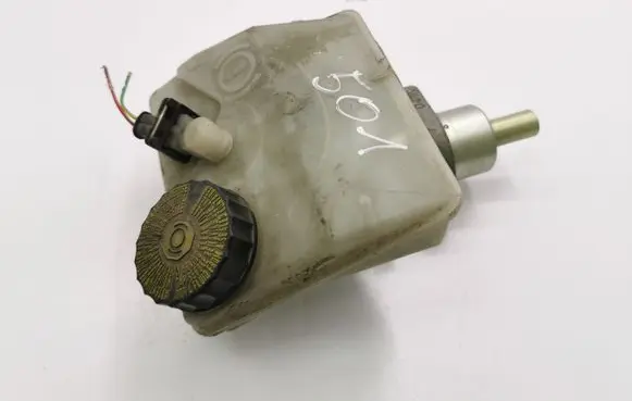 Peugeot 206 Master brake cylinder 03350884281