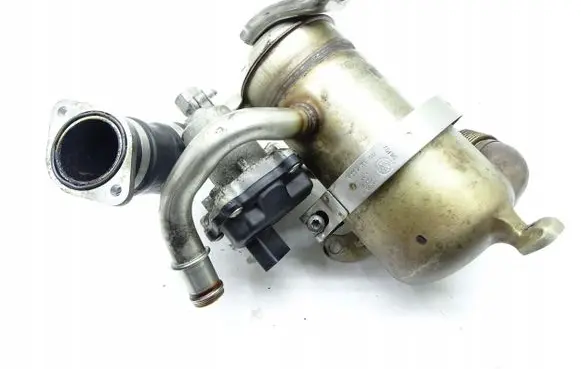 Volkswagen Golf VII EGR valve cooler 04L131512AA