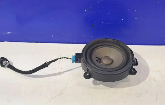 Mercedes-Benz Vito Viano W639 Front door speaker A6398271060