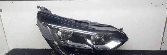 Renault Megane IV Headlight/headlamp 90060925 260108478R