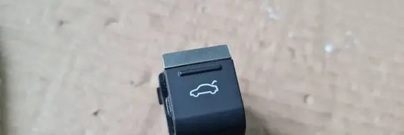 Audi A7 S7 4K8 Tailgate opening switch 4K0959831 06319A00950