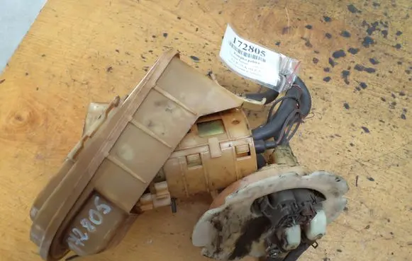 Nissan Sunny In-tank fuel pump