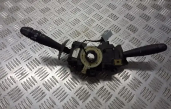 Renault Kangoo I Headlight wiper switch 8200379527