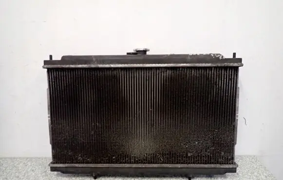 Nissan Almera N16 Coolant radiator