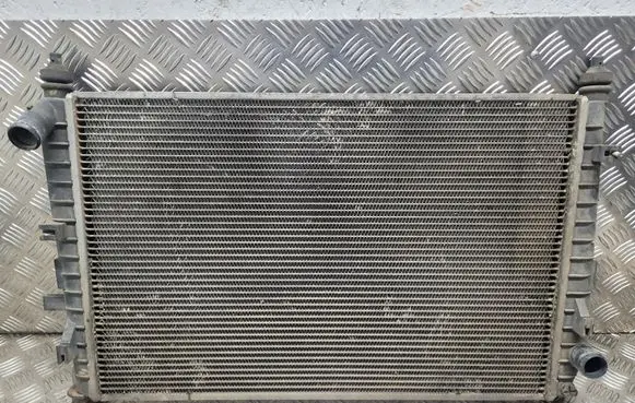Ford Mondeo MK I Coolant radiator