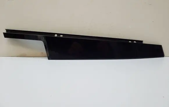 BMW 7 F01 F02 F03 F04 Front door glass trim molding VLF01