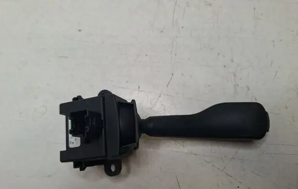 BMW X5 E53 Indicator stalk 01104010