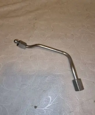 Lexus RX 450H Fuel line pipe