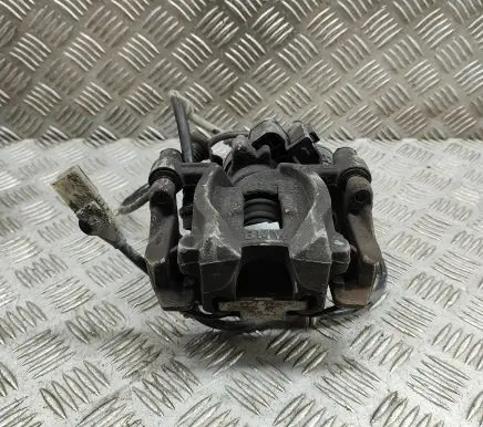 BMW 2 F45 Rear brake caliper 6883033 6883031