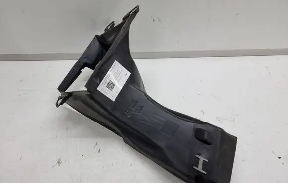 Audi A6 S6 C6 4F Intercooler air channel guide 4F0145333B