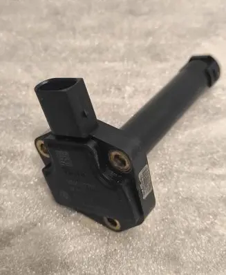BMW X3 F25 Oil level sensor 7607909 PA66GF30 00403177B1
