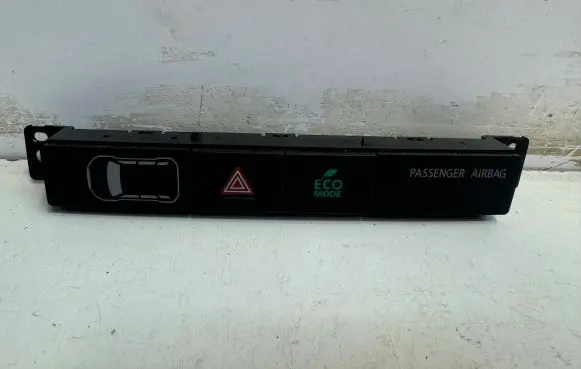 Mitsubishi Outlander Hazard light switch 8002B409