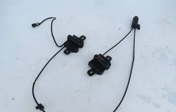 Volvo S60 Engine bonnet/hood lock release cable 