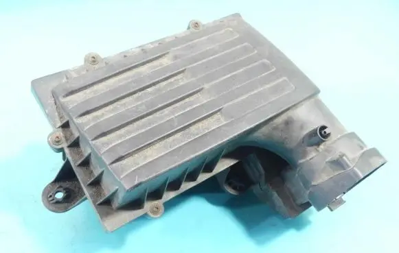 Volkswagen PASSAT B8 Air filter box 5Q0129607AA IMPRK1342145