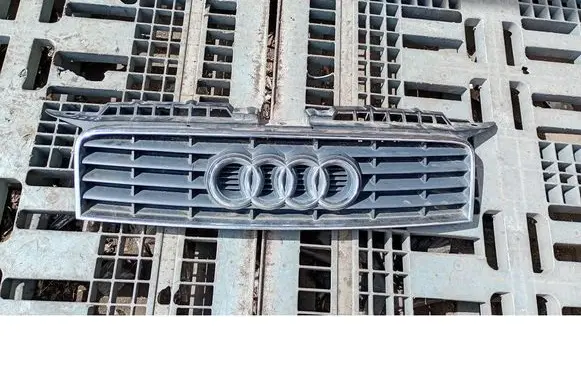 Audi A3 S3 8P Front grill 8P3853651