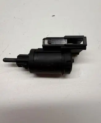 Audi A6 S6 C6 4F Brake pedal sensor switch 3B0945511C 19322010 05000