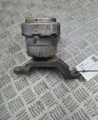 Ford Galaxy Gearbox mount 