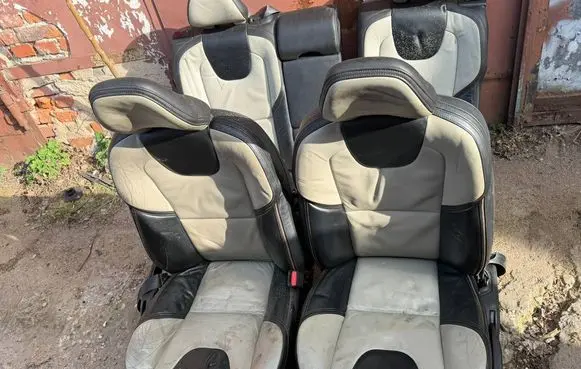 Volvo V40 Seat set 