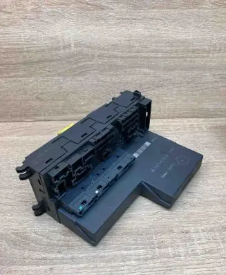 Mercedes-Benz E W210 Fuse module 0225455332 0025452701