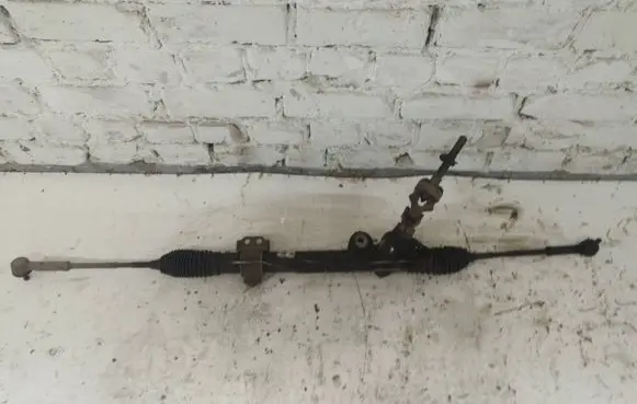 Nissan Almera Tino Steering rack 4u200 7X05783