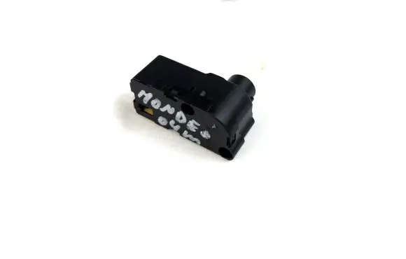 Headlight level adjustment motor