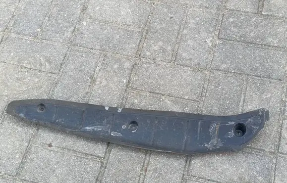 Audi A3 8Y Fender end trim 8Y0821112
