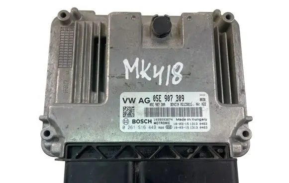 Audi Q2 - Engine control unit/module ECU 05E907309 0261S16449