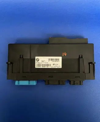 BMW X3 F25 Fuse module 9286129 527742F02