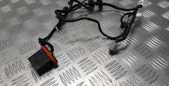 Headlight part