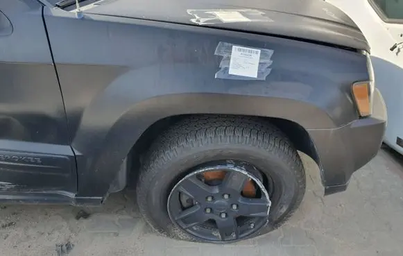 Jeep Grand Cherokee (WK) Fender