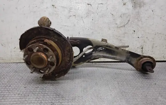 Hyundai i30 Rear wheel hub spindle/knuckle 