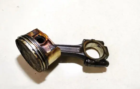 Fiat Bravo - Brava Piston with connecting rod