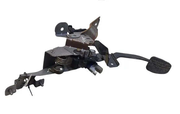 Mazda 3 II Clutch pedal 3M517A543AG