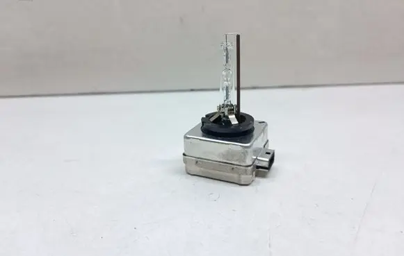 BMW 3 E90 E91 Xenon bulb D1S 66140