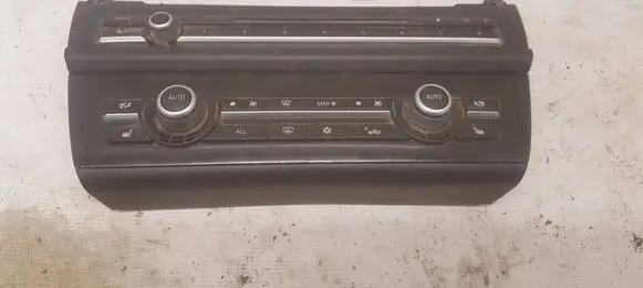 BMW 5 F10 F11 Climate control unit 16046610