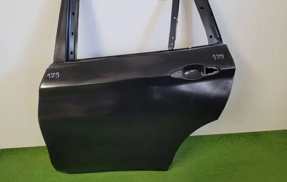 BMW X1 F48 F49 Rear door 