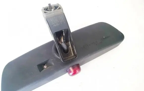BMW 5 E60 E61 Rear view mirror (interior) e11015313
