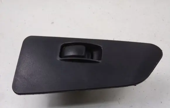 Mitsubishi Space Runner Electric window control switch