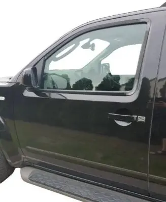 Nissan Pathfinder R51 Front door