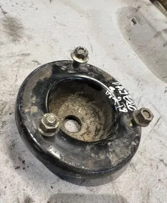 Coil spring mount