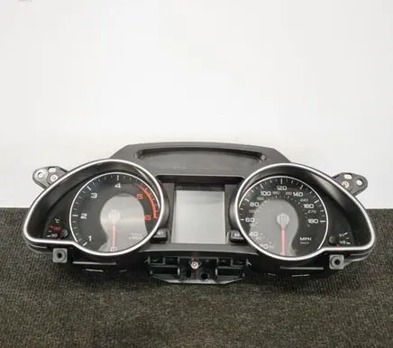 Audi A5 8T 8F Speedometer (instrument cluster) 8T0920983B